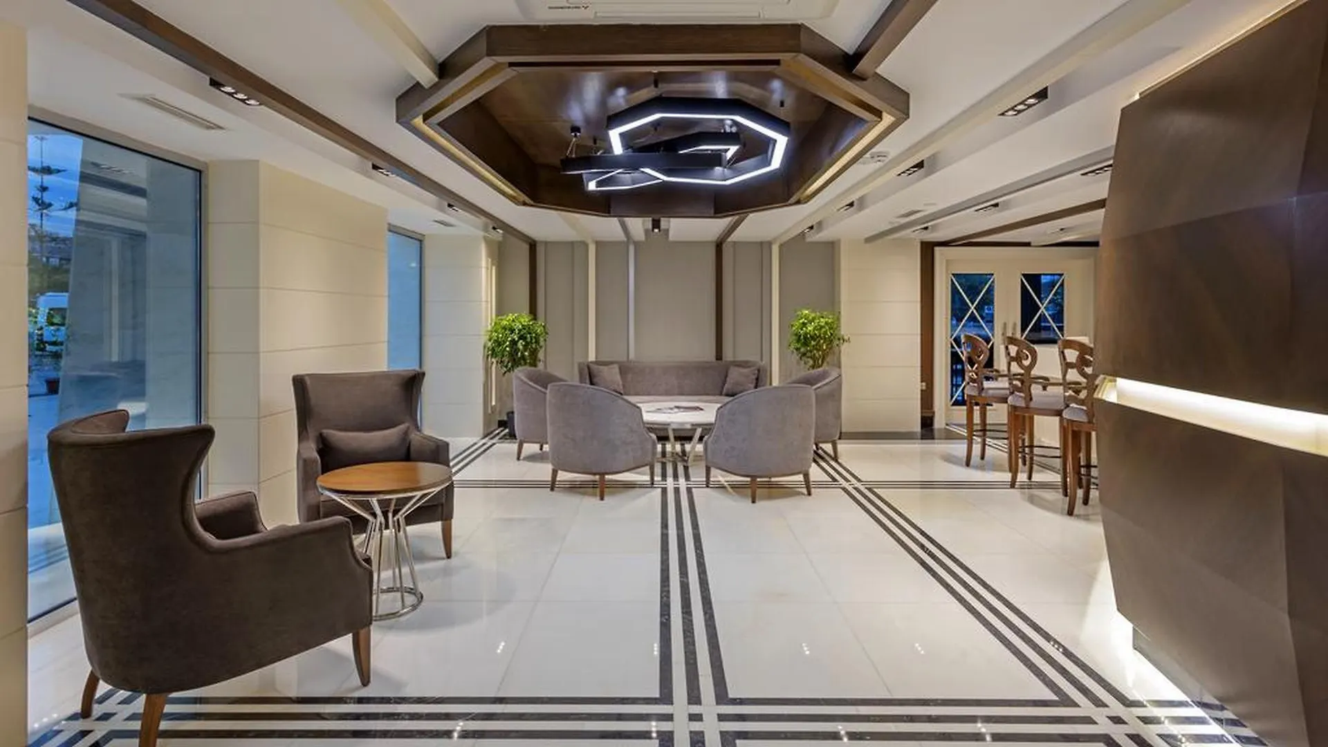 B Business Hotel & Spa Antalya 5*,