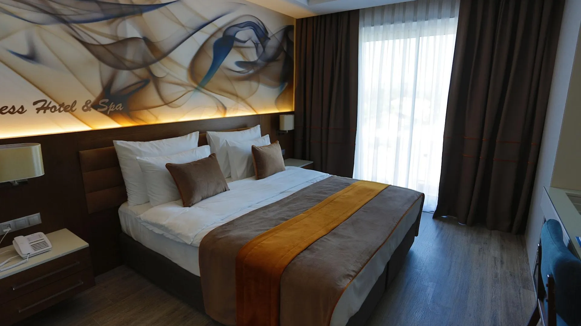 *****  B Business Hotel & Spa Antalya Törökország
