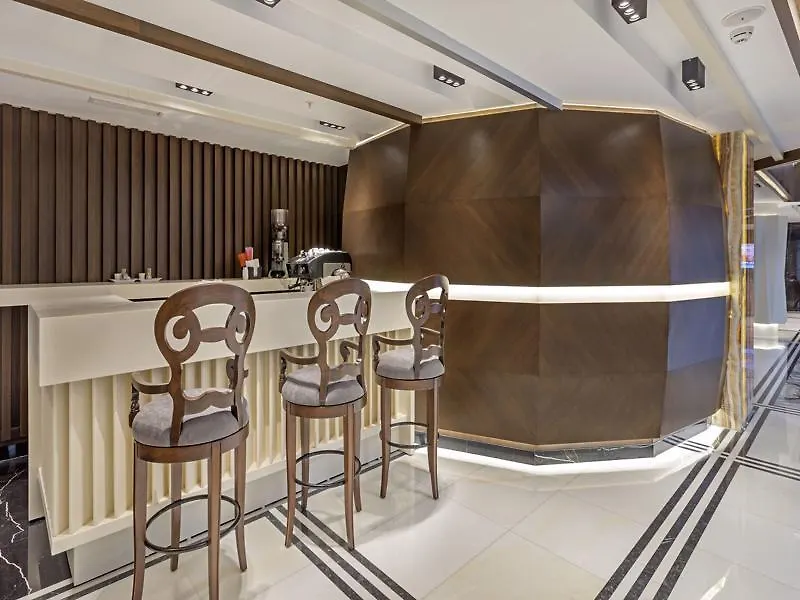 B Business Hotel & Spa Antalya