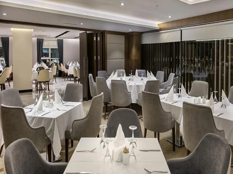 B Business Hotel & Spa Antalya 5*,