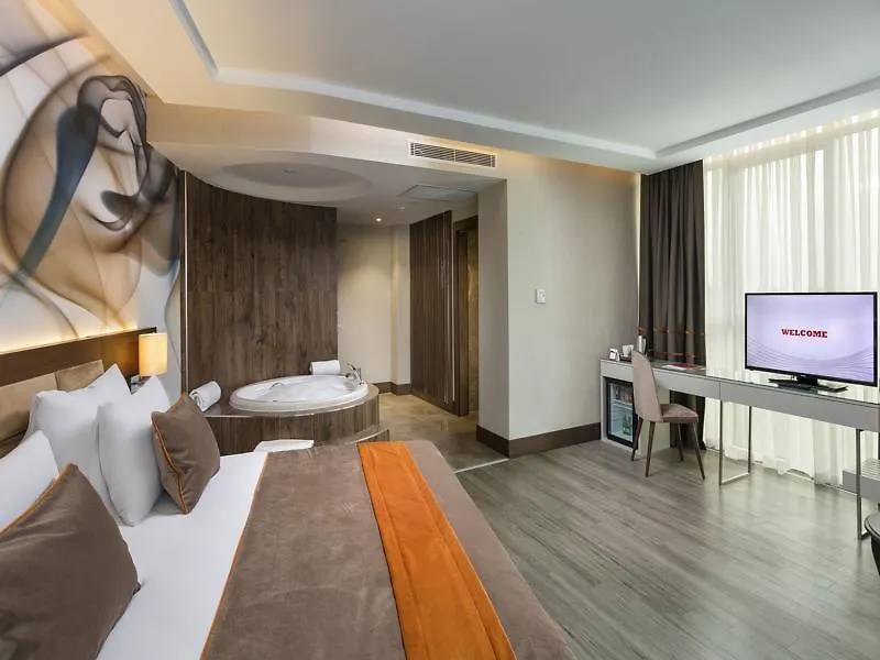 B Business Hotel & Spa Antalya Törökország